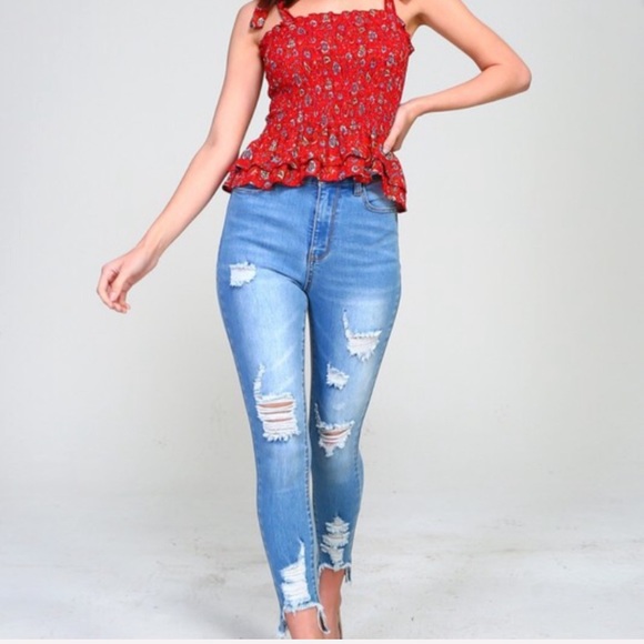 ALICE red floral smocked top tie shoulders - Picture 7 of 8